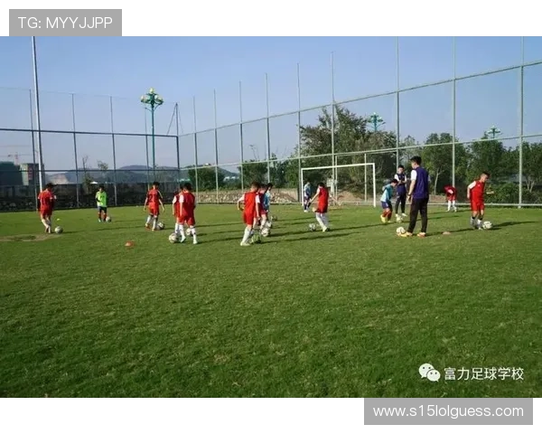 无锡市深化体教融合,7所中小学开展足球“市队校办”项目 无锡市深化体教融合,7所中小学开展足球“市队校办”项目