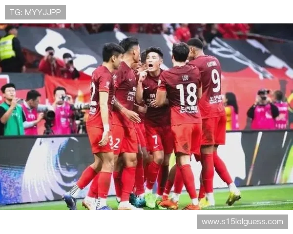 降级区三队积分紧咬，保级大战悬念迭起